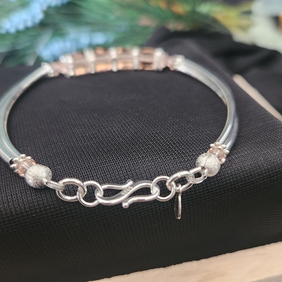 925 Silver & Austrian Crystal Bangle Bracelet - Picture 6 of 7